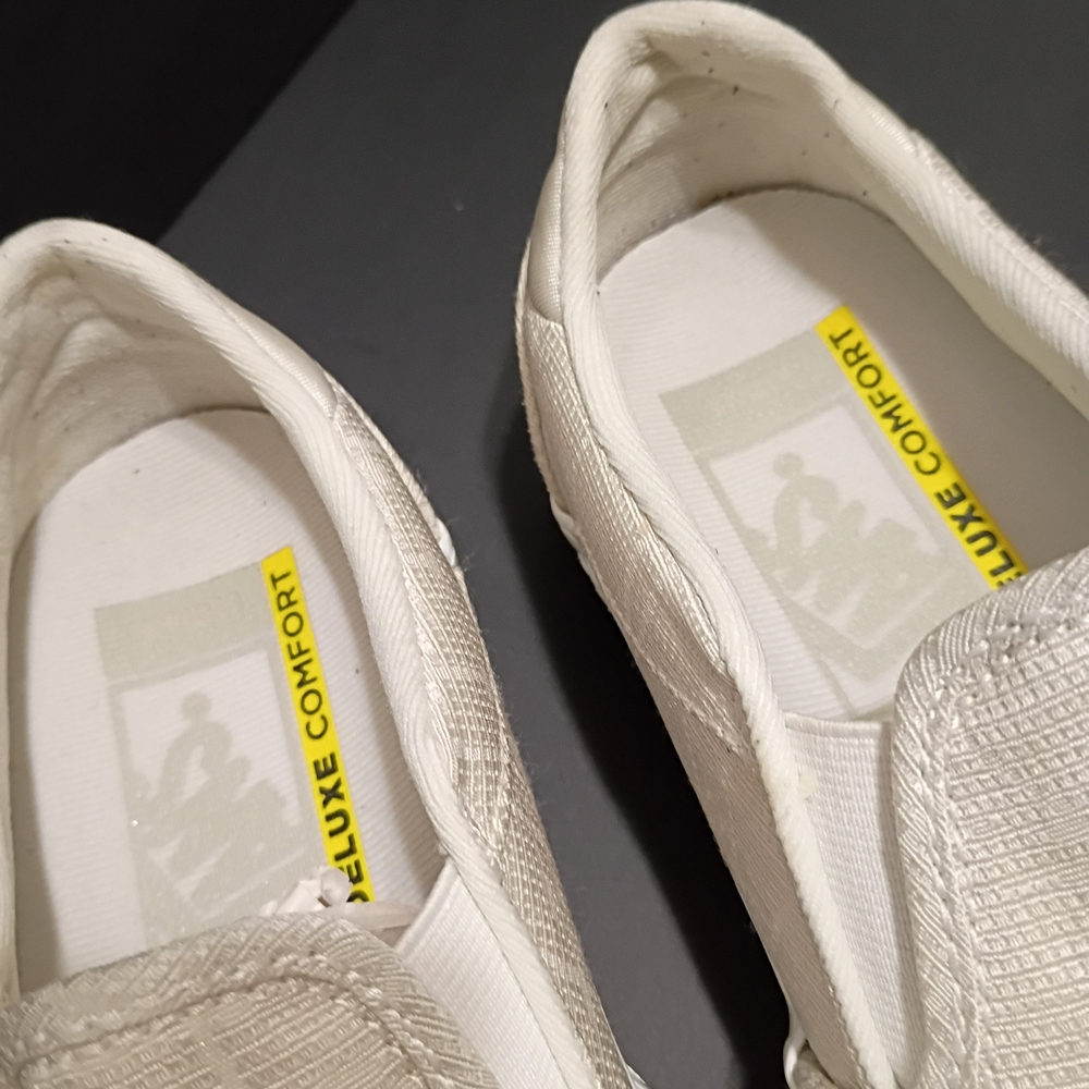 Vans Cream Classic Slip-on Deluxe Comfort Women's Shoes - Picture 7 of 11